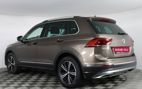 Volkswagen Tiguan II, 2017 год, 2 999 000 рублей, 7 фотография