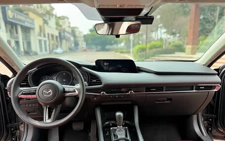 Mazda 3, 2022 год, 1 390 000 рублей, 13 фотография