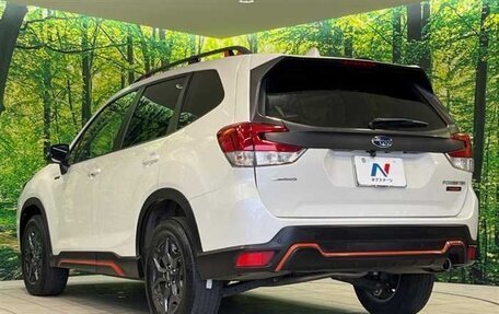 Subaru Forester, 2022 год, 2 390 000 рублей, 5 фотография