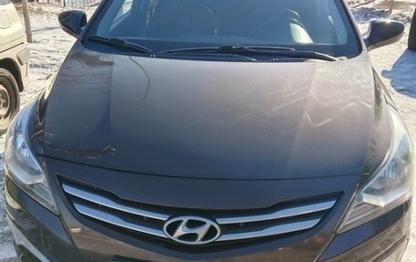 Hyundai Solaris II рестайлинг, 2014 год, 1 050 000 рублей, 1 фотография