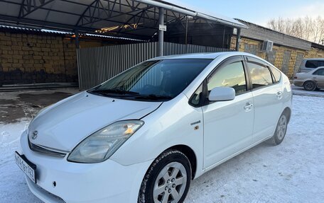 Toyota Prius, 2006 год, 700 000 рублей, 5 фотография