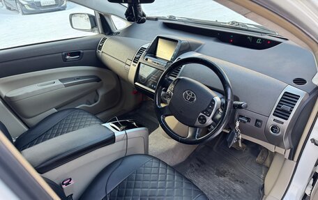 Toyota Prius, 2006 год, 700 000 рублей, 14 фотография