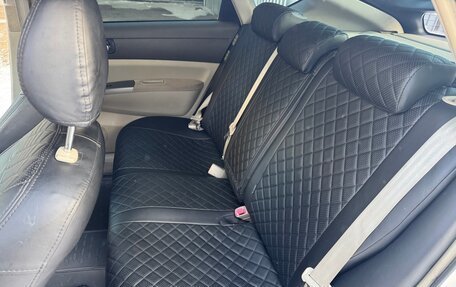 Toyota Prius, 2006 год, 700 000 рублей, 18 фотография