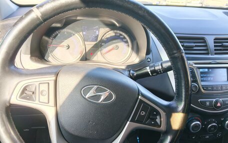 Hyundai Solaris II рестайлинг, 2014 год, 1 050 000 рублей, 15 фотография