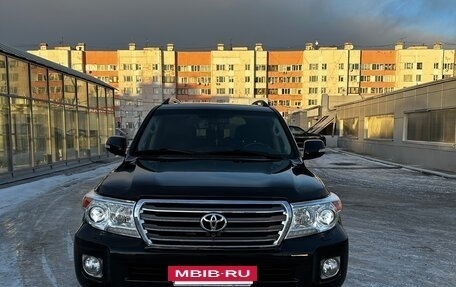 Toyota Land Cruiser 200, 2013 год, 4 700 000 рублей, 3 фотография