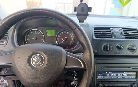 Skoda Fabia II, 2014 год, 590 000 рублей, 5 фотография