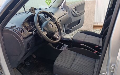 Skoda Fabia II, 2014 год, 590 000 рублей, 6 фотография