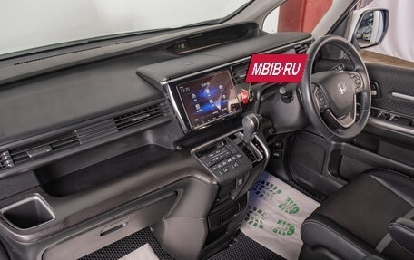 Honda Stepwgn IV, 2021 год, 2 879 000 рублей, 18 фотография