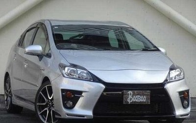 Toyota Prius, 2015 год, 970 000 рублей, 1 фотография