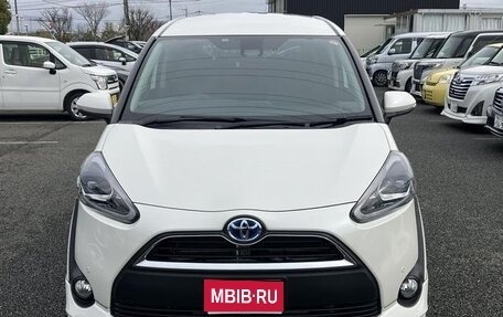 Toyota Sienta II, 2022 год, 1 250 001 рублей, 1 фотография