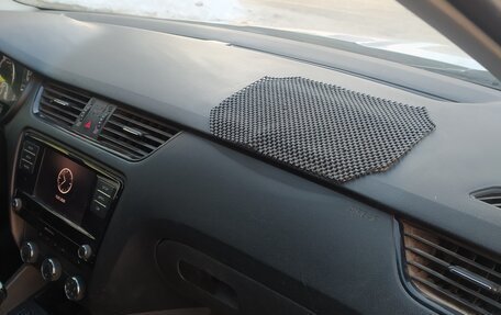 Skoda Octavia, 2018 год, 1 000 000 рублей, 8 фотография