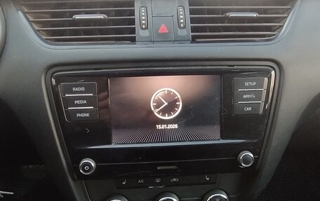 Skoda Octavia, 2018 год, 1 000 000 рублей, 13 фотография