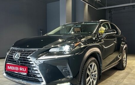 Lexus NX I, 2017 год, 3 000 000 рублей, 4 фотография