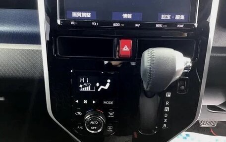 Toyota Roomy I, 2022 год, 972 000 рублей, 9 фотография