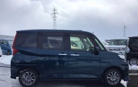 Toyota Roomy I, 2022 год, 972 000 рублей, 4 фотография