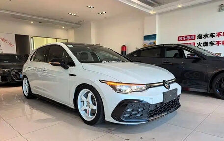 Volkswagen Golf VIII, 2021 год, 1 550 000 рублей, 3 фотография