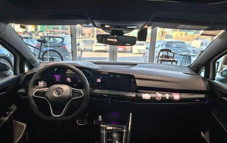 Volkswagen Golf VIII, 2021 год, 1 550 000 рублей, 13 фотография