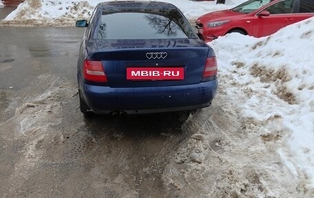 Audi A4, 1999 год, 200 000 рублей, 3 фотография