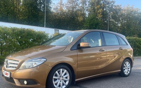 Mercedes-Benz B-Класс, 2013 год, 1 050 000 рублей, 10 фотография