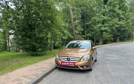 Mercedes-Benz B-Класс, 2013 год, 1 050 000 рублей, 24 фотография