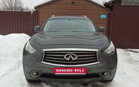 Infiniti FX II, 2013 год, 1 350 000 рублей, 10 фотография