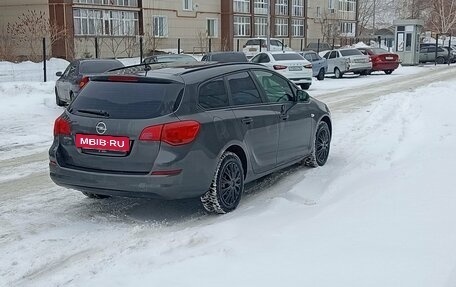 Opel Astra J, 2012 год, 620 000 рублей, 6 фотография