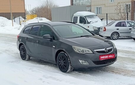 Opel Astra J, 2012 год, 620 000 рублей, 3 фотография