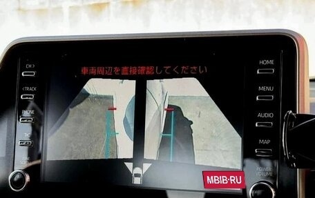 Toyota C-HR I рестайлинг, 2022 год, 1 915 000 рублей, 16 фотография