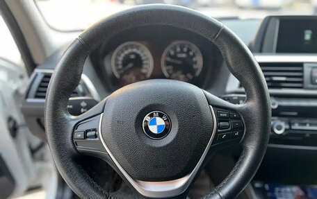BMW 1 серия, 2018 год, 1 200 000 рублей, 7 фотография