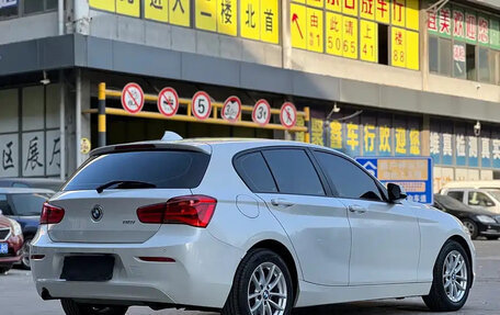 BMW 1 серия, 2018 год, 1 200 000 рублей, 5 фотография