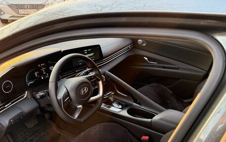 Hyundai Elantra, 2024 год, 2 300 000 рублей, 16 фотография