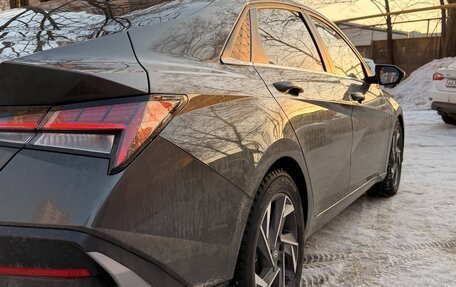 Hyundai Elantra, 2024 год, 2 300 000 рублей, 13 фотография