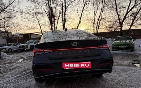 Hyundai Elantra, 2024 год, 2 300 000 рублей, 10 фотография