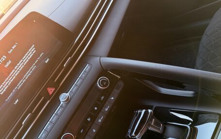 Hyundai Elantra, 2024 год, 2 300 000 рублей, 22 фотография