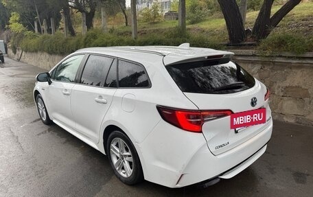 Toyota Corolla, 2020 год, 2 350 000 рублей, 3 фотография