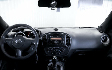 Nissan Juke II, 2011 год, 750 000 рублей, 13 фотография