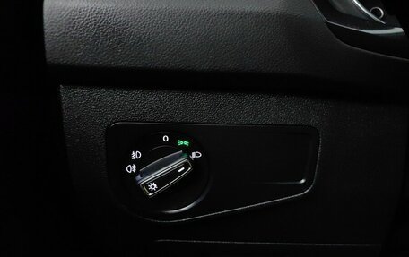 Volkswagen Tiguan II, 2020 год, 2 405 000 рублей, 22 фотография