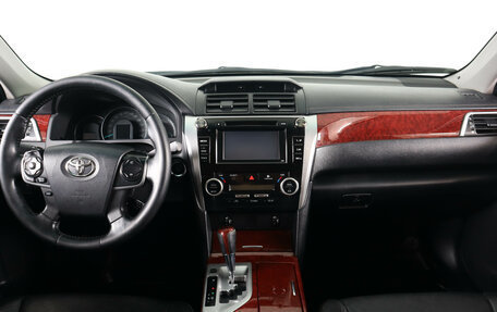 Toyota Camry, 2013 год, 1 699 000 рублей, 14 фотография