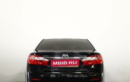 Toyota Camry, 2013 год, 1 699 000 рублей, 6 фотография