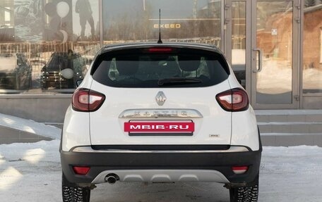 Renault Kaptur I рестайлинг, 2016 год, 1 400 000 рублей, 6 фотография