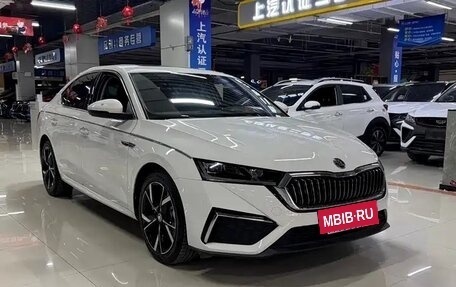 Skoda Octavia IV, 2022 год, 1 989 760 рублей, 2 фотография