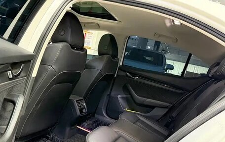 Skoda Octavia IV, 2022 год, 1 989 760 рублей, 9 фотография