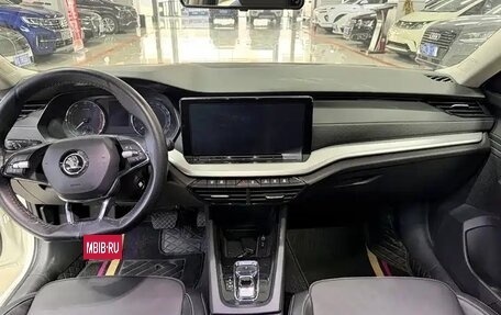 Skoda Octavia IV, 2022 год, 1 989 760 рублей, 7 фотография