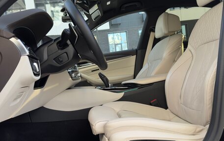 BMW 5 серия, 2018 год, 4 300 000 рублей, 12 фотография