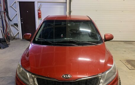 KIA Rio III рестайлинг, 2013 год, 720 000 рублей, 2 фотография