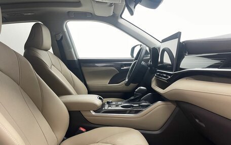 Toyota Highlander, 2025 год, 5 850 000 рублей, 18 фотография