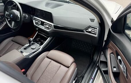 BMW 3 серия, 2022 год, 2 770 000 рублей, 9 фотография