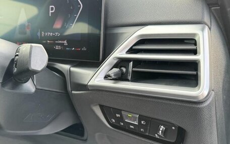 BMW 3 серия, 2025 год, 4 300 000 рублей, 29 фотография