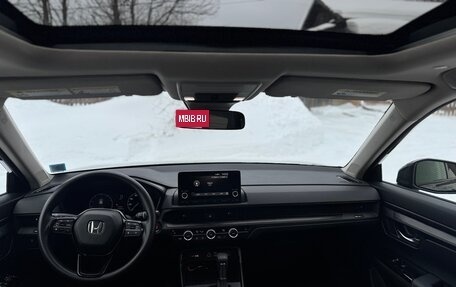 Honda CR-V, 2024 год, 4 250 000 рублей, 8 фотография