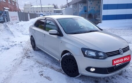 Volkswagen Polo VI (EU Market), 2013 год, 580 000 рублей, 3 фотография